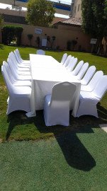 تاجير طاولات طعام